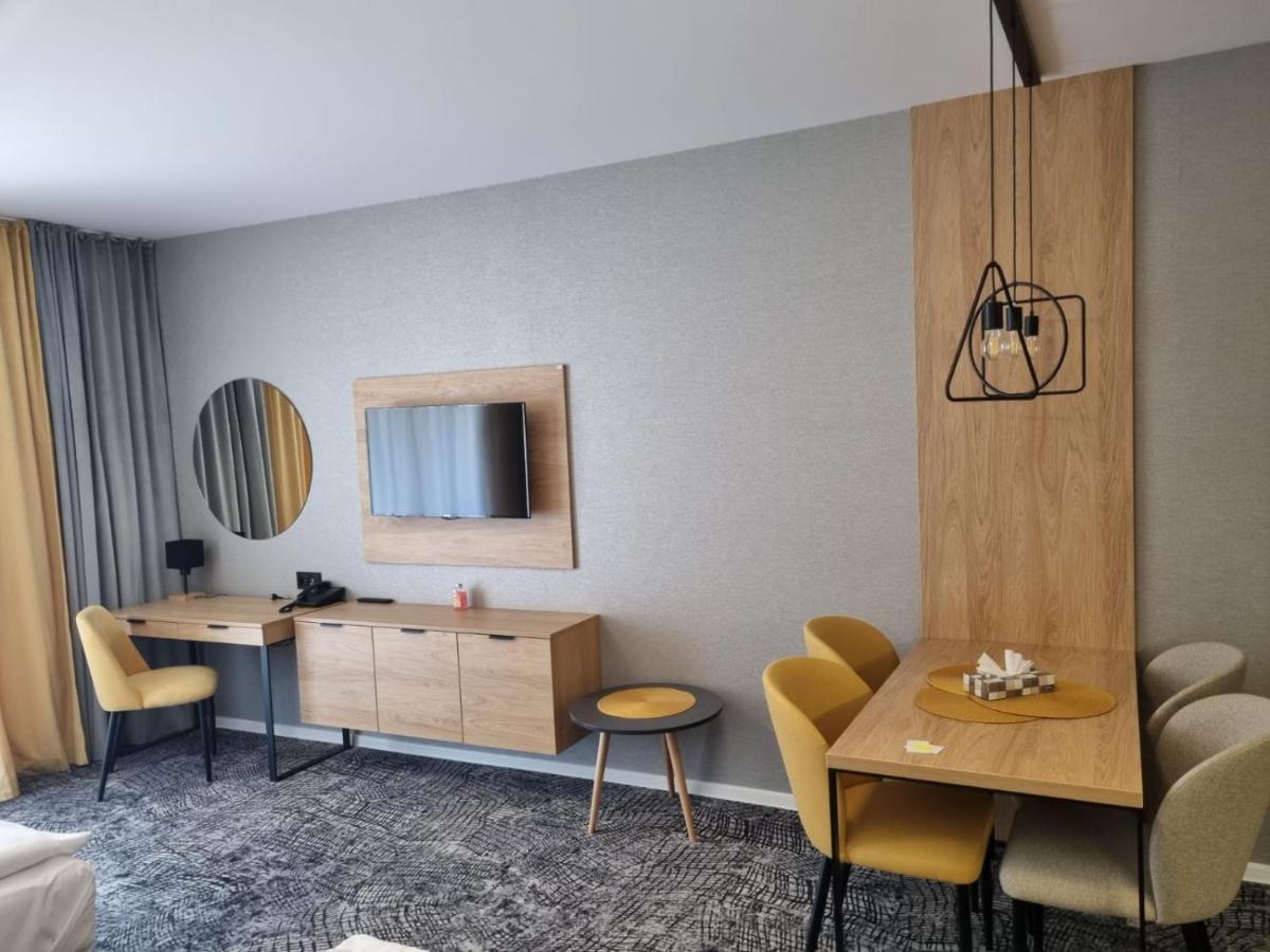 Akvamarin Besenova Apartman Apartment Luaran gambar